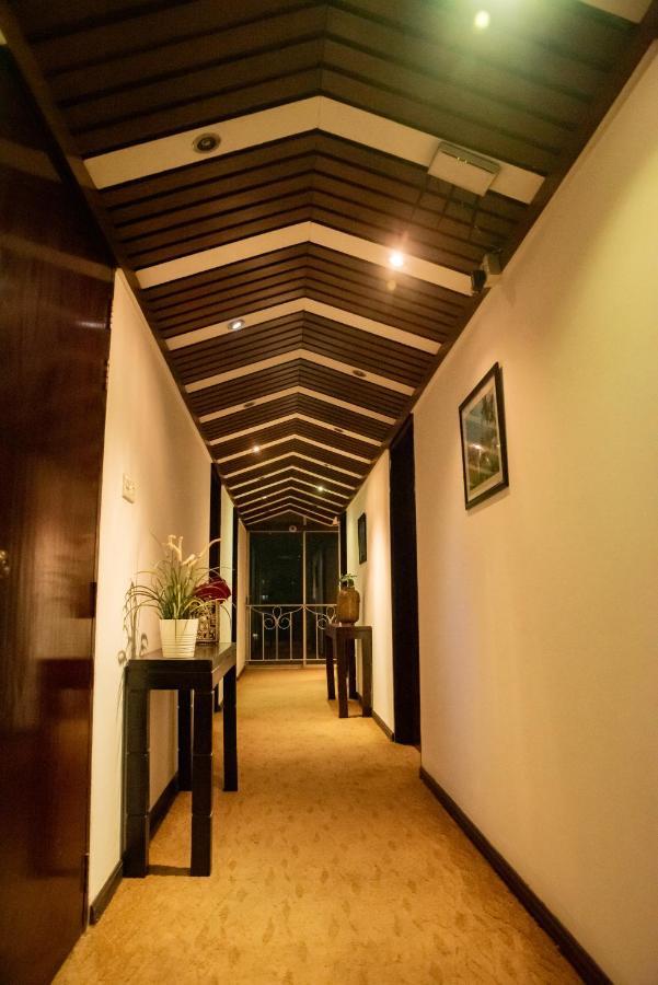 Grand Oriental Hotel Dhaka Exteriör bild